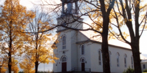 Saint-Pierre-Baptiste, championne de la natalité au Québec. Église de Saint-Pierre-Baptiste