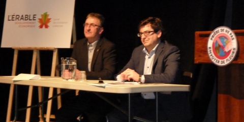 Dernière assemblée générale du CLD de L'Érable, Sylvain Labrecque et Rick Lavergne, respectivement préfet et directeur de la MRC de L'Érable Dernière assemblée générale du CLD de L'Érable, Sylvain Labrecque et Rick Lavergne, respectivement préfet et directeur de la MRC de L'Érable