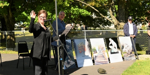 Sabrina Raby, lors de l'inauguration l’inauguration du parc commémoratif dans le cadre du 175e d'Inverness